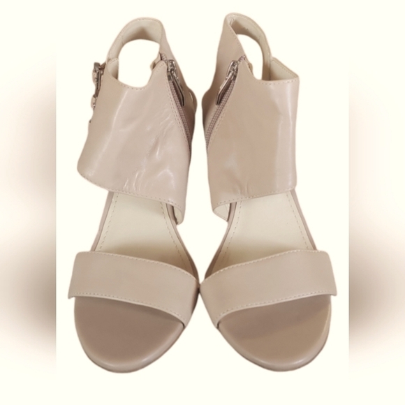 Vince Camuto Leather Lyssia Wedge Side Zip Side Buckles Fastening Nude Sandals - Picture 6 of 10